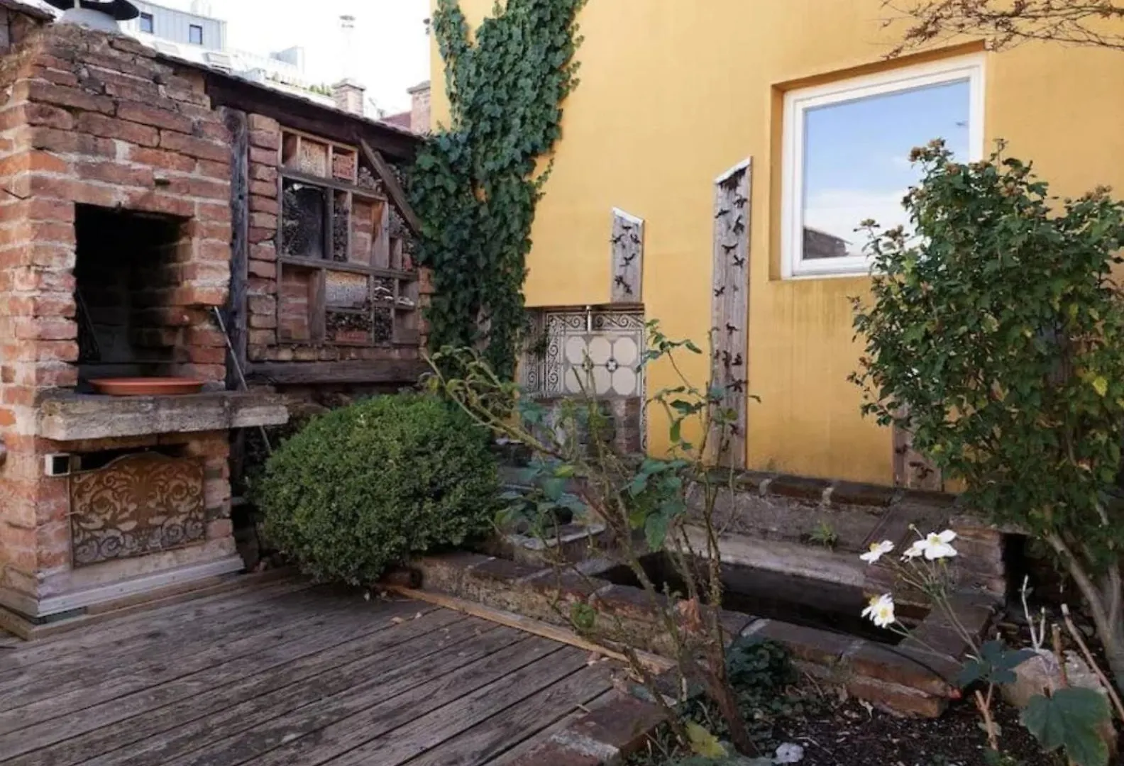 Eden Schoenbrunn Garden Apartment Vienna Austria