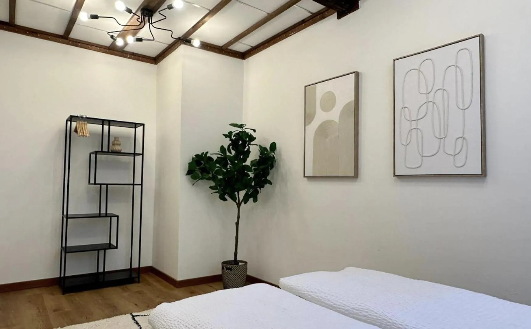 Eden Schoenbrunn Garden Apartment Vienna